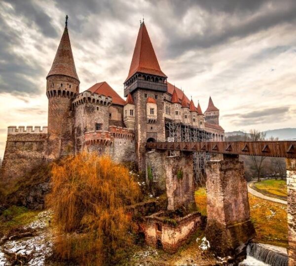 hunyad castle