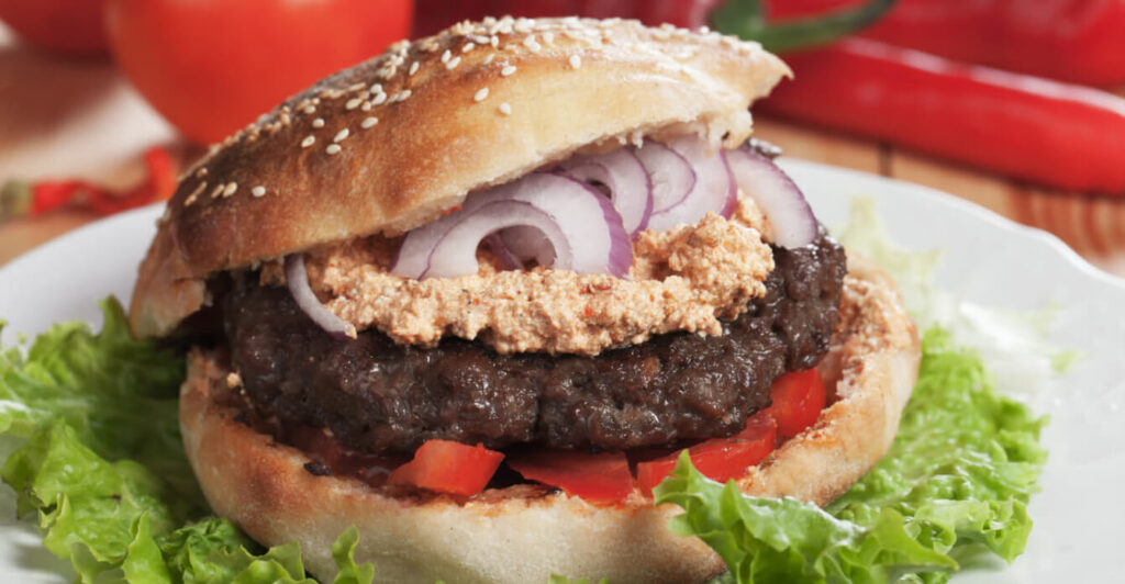 Pljeskavica - the Serbian burger